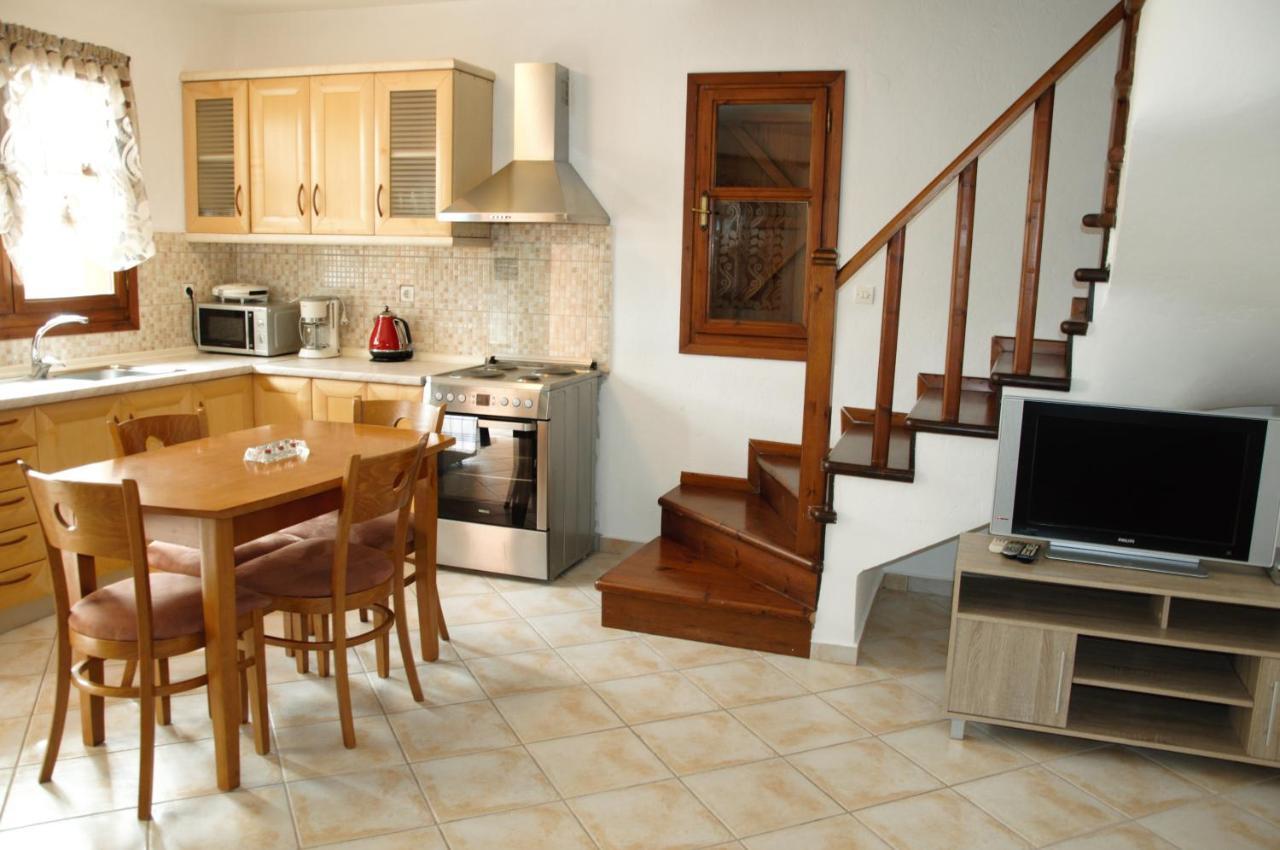סקאלה סוטירוס Mani Villas מראה חיצוני תמונה