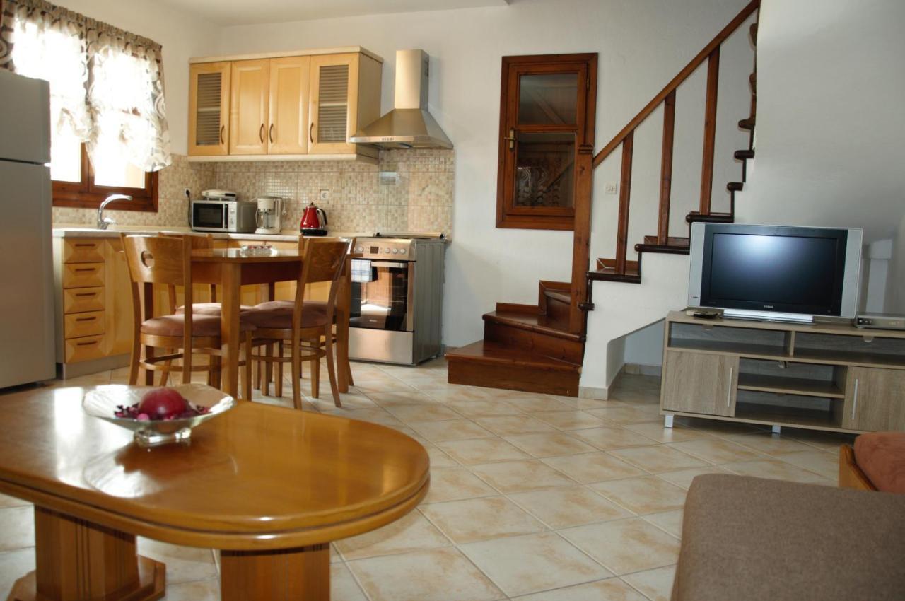 סקאלה סוטירוס Mani Villas מראה חיצוני תמונה